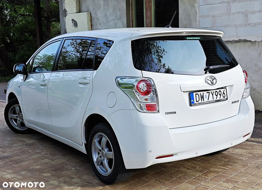 Toyota Verso 2.0 D-4D Sol plus - 8