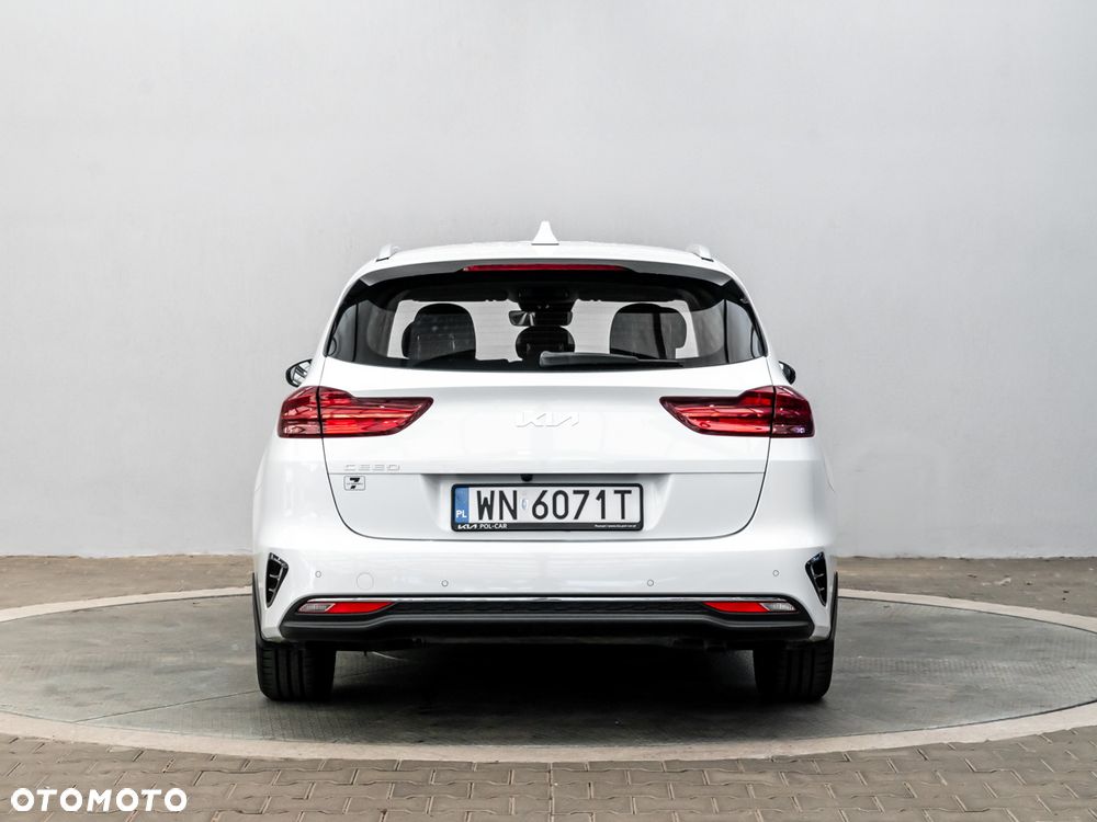 Kia Ceed 1.5 T-GDI M - 8