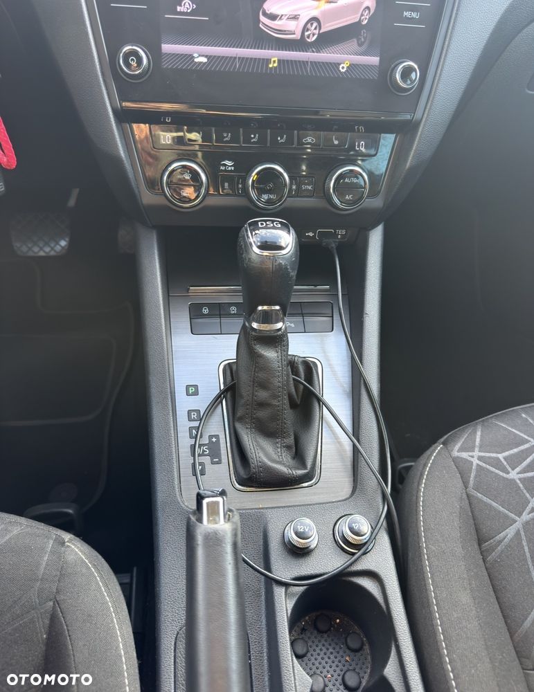 Skoda Octavia 2.0 TDI Ambition DSG - 8