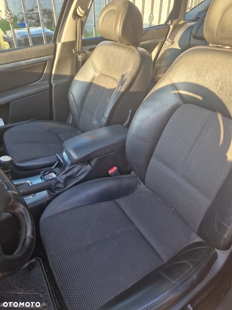 Peugeot 407 2.2 HDI Sport - 1