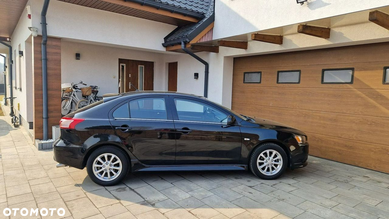 Mitsubishi Lancer - 6