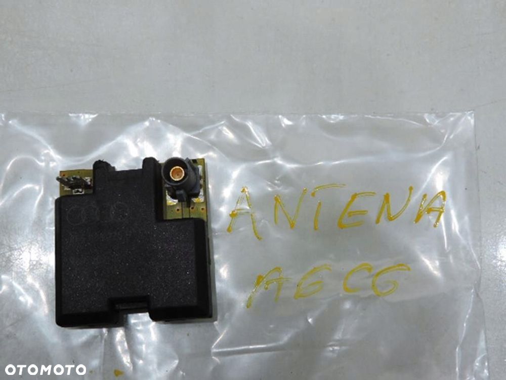 WZMACNIACZ ANTENY AUDI A6 C6 4F5035225D - 3