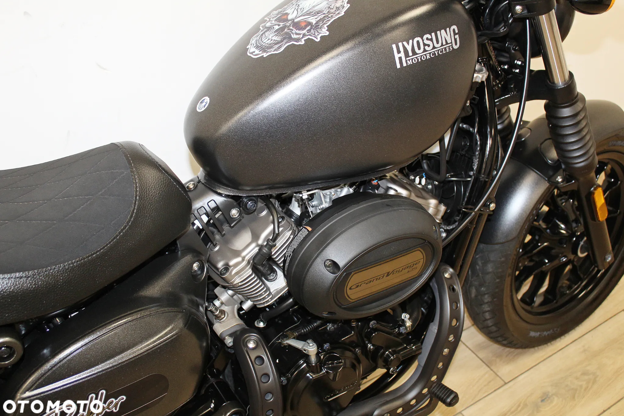Hyosung GV - 10