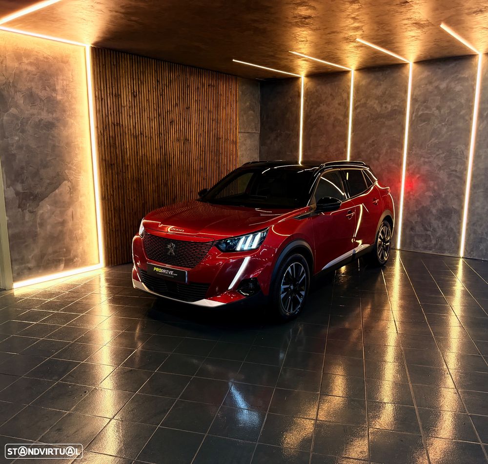 Peugeot E-2008