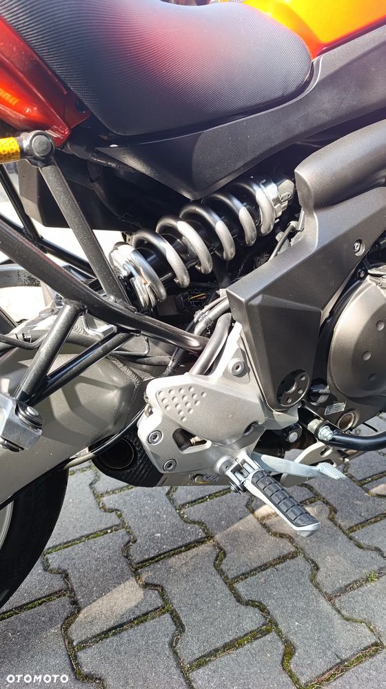 Kawasaki Versys 650 - 12