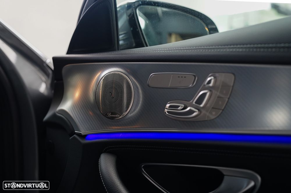 Mercedes-Benz E 300 de AMG Line - 8