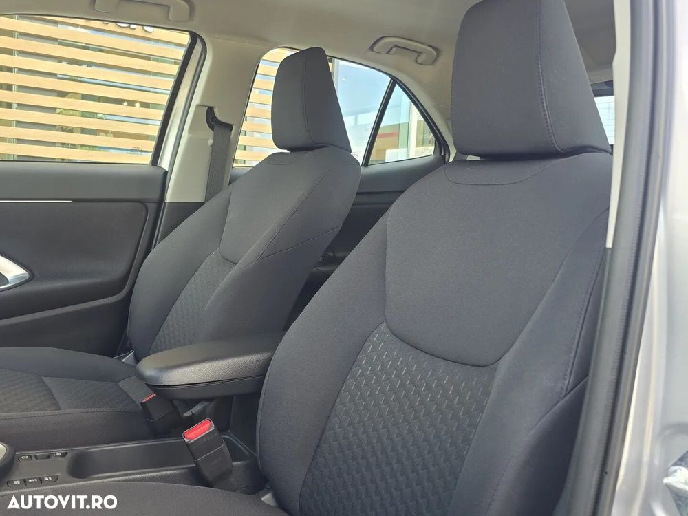 Toyota Yaris Cross - 8