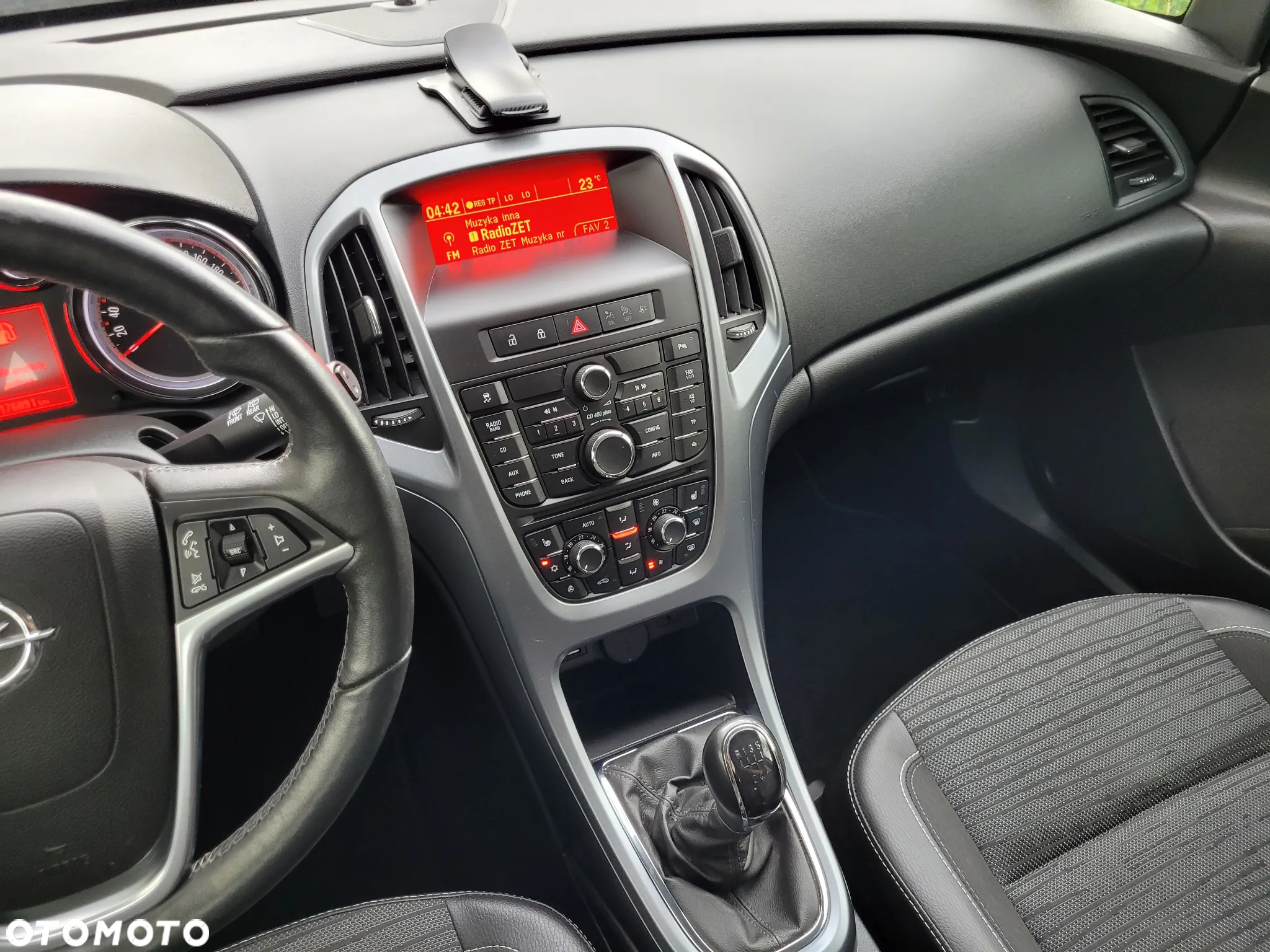 Opel Astra 1.6 Sports Tourer Active - 24