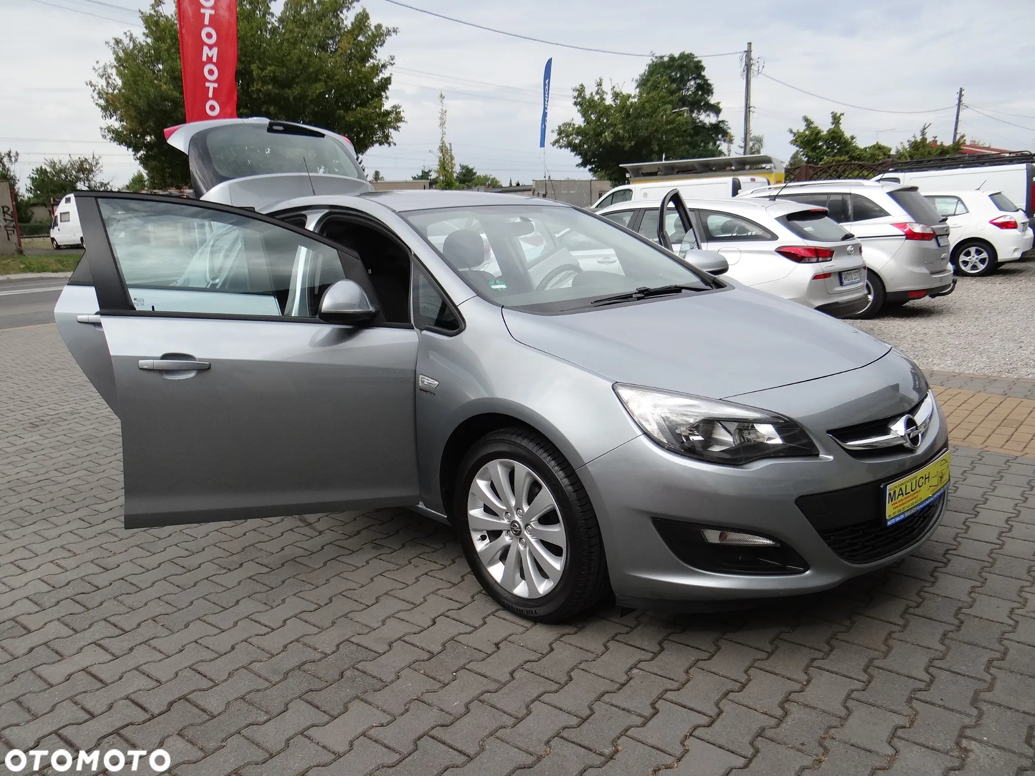 Opel Astra 1.4 EcoFLEX Edition - 11