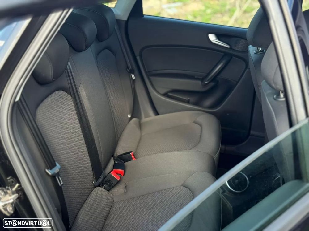 Audi A1 Sportback 1.2 TFSI Attraction - 11