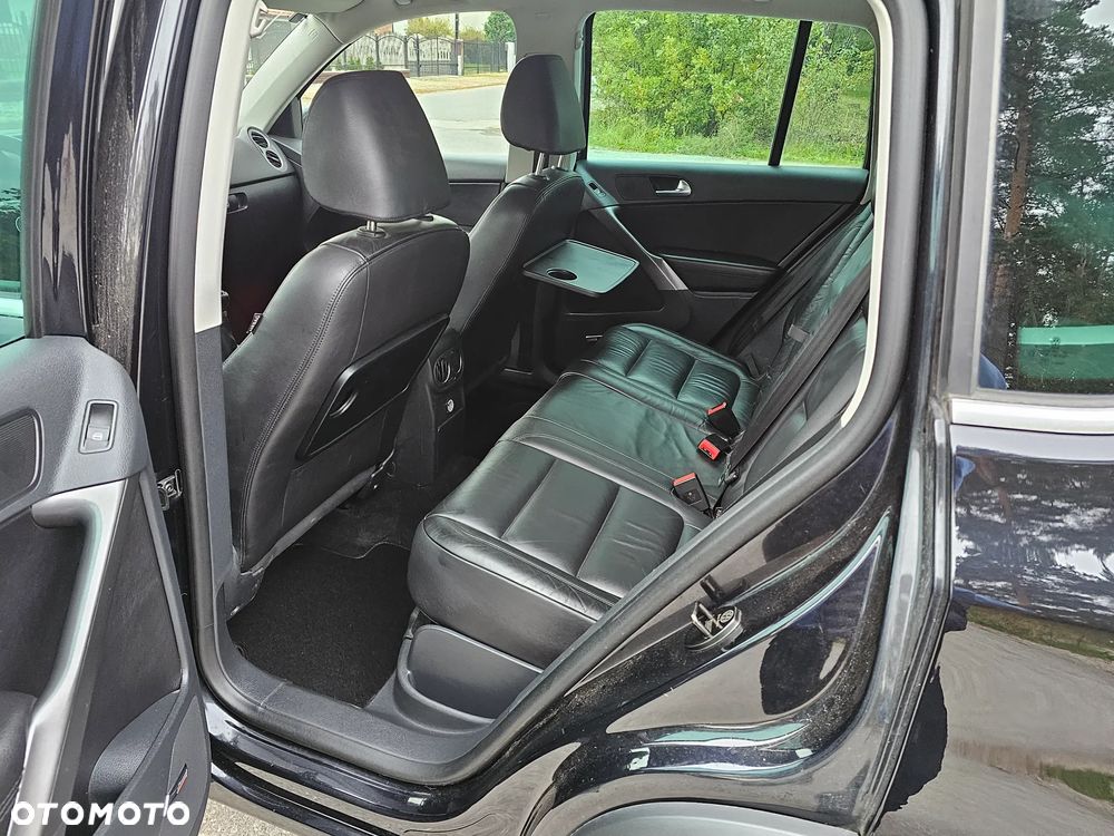 Volkswagen Tiguan 2.0 TSI 4Motion Track & Field - 22