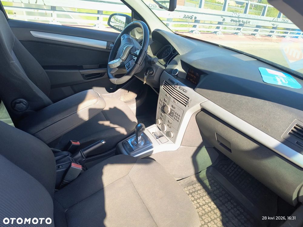 Opel Astra 1.6 Automatik Cosmo - 3