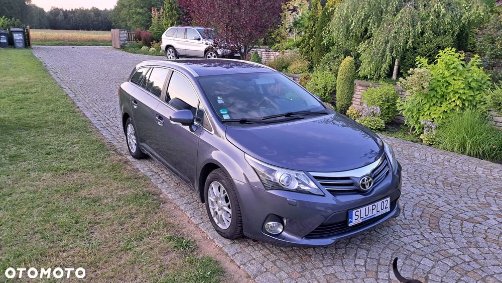 Toyota Avensis 1.8 Premium - 5