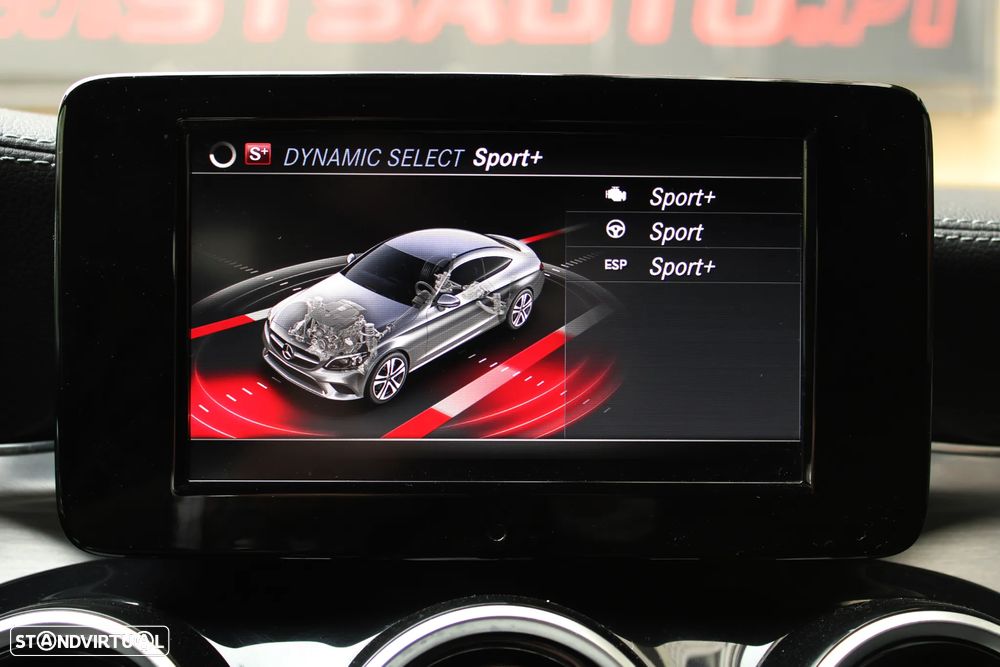 Mercedes-Benz C 300 AMG Line - 38