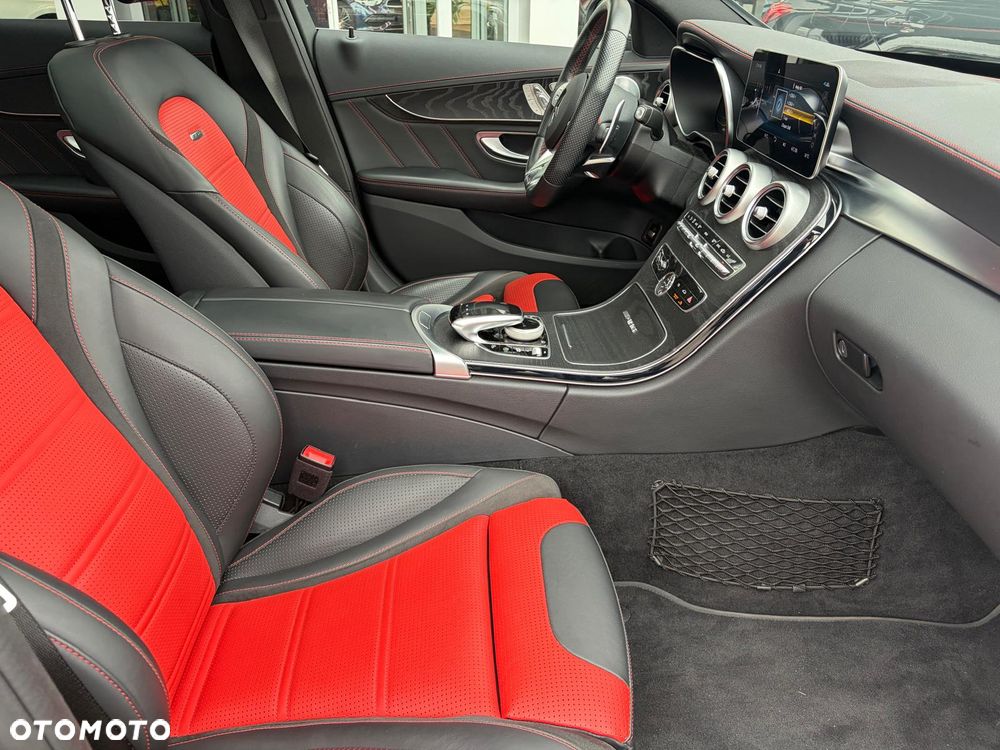 Mercedes-Benz Klasa C AMG 63 AMG Speedshift MCT 9G - 21