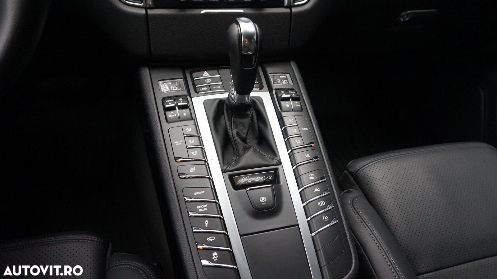 Porsche Macan GTS PDK - 36