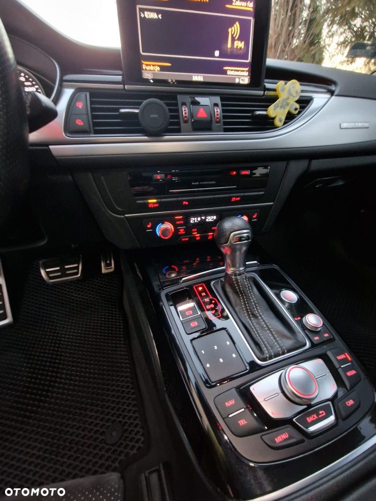 Audi A6 Avant - 15