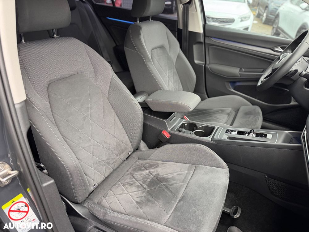 Volkswagen Golf 1.5 TSI eHybrid DSG PHEV Style - 23