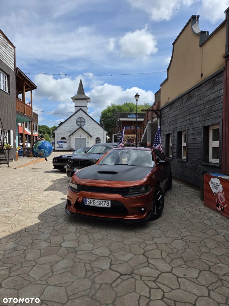 Dodge Charger - 12