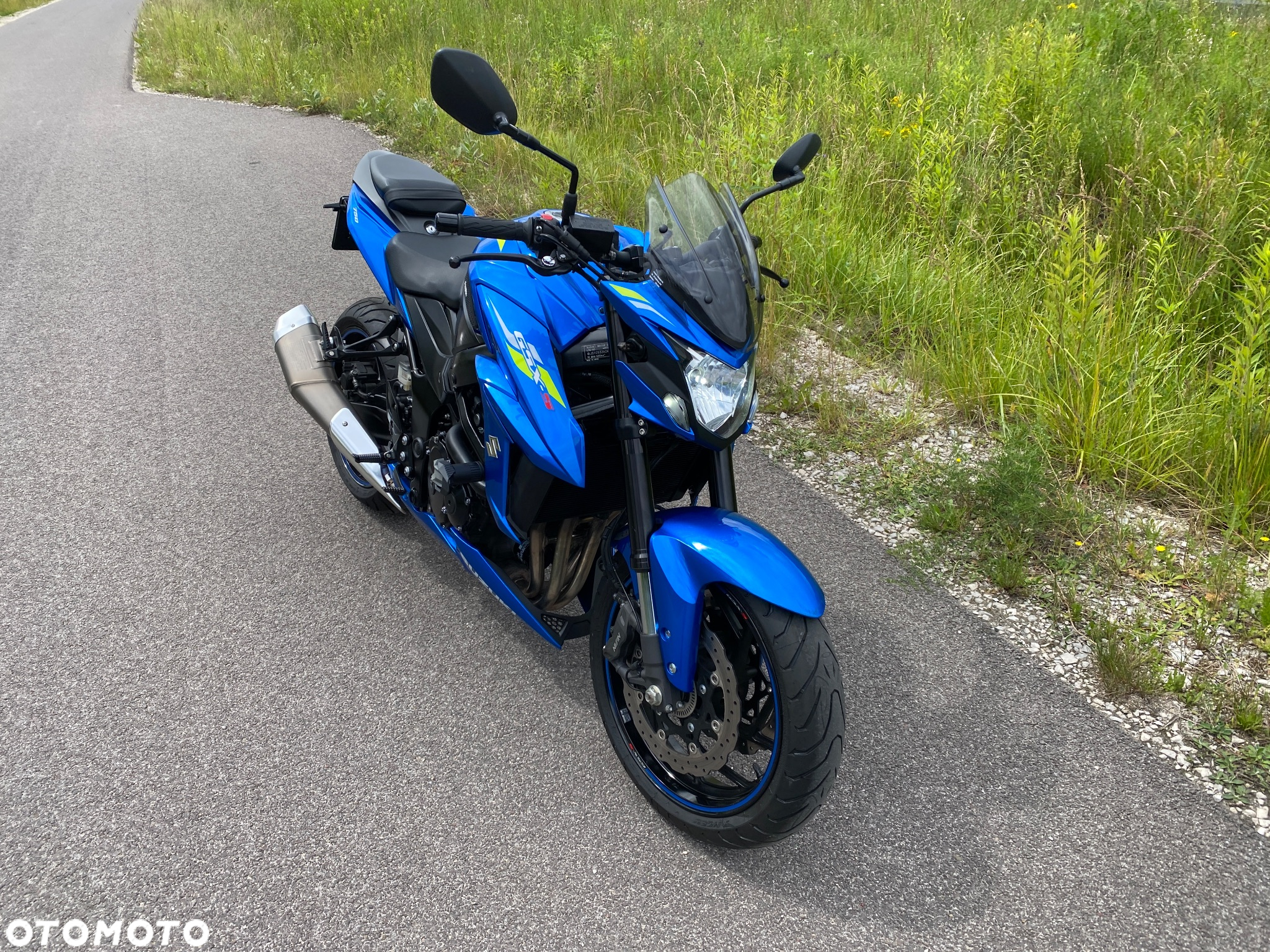 Suzuki GSX - 3