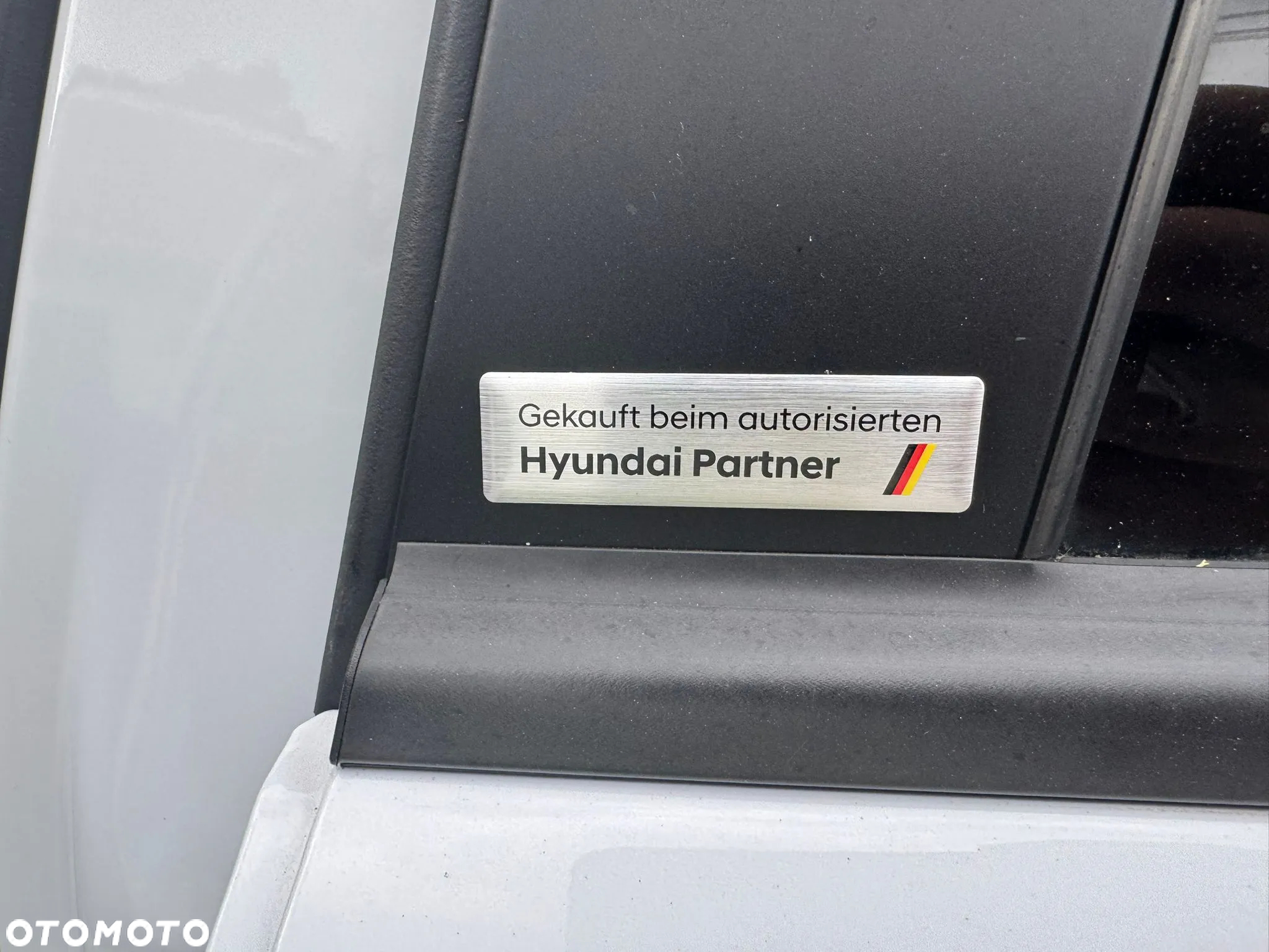 Hyundai Kona Electric 64kWh Premium - 27