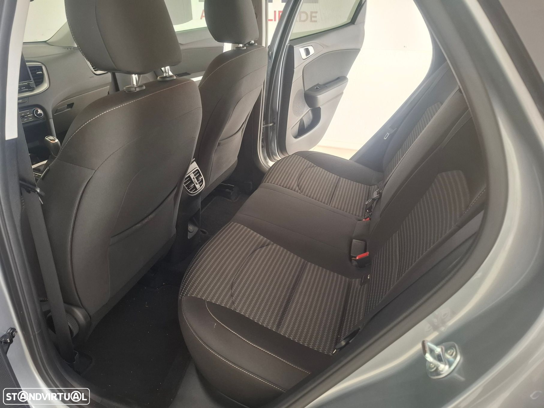 Kia XCeed 1.5 T-GDI Sport - 5