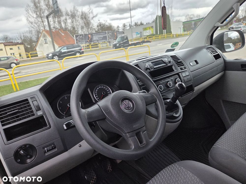 Volkswagen TRANSPORTER T5 - 6