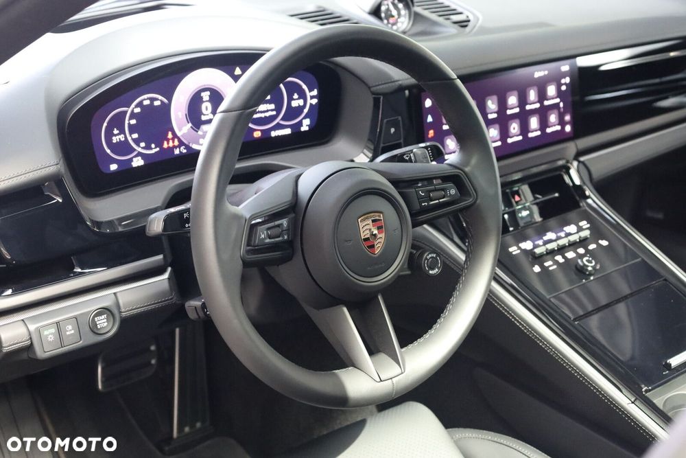 Porsche Panamera - 17