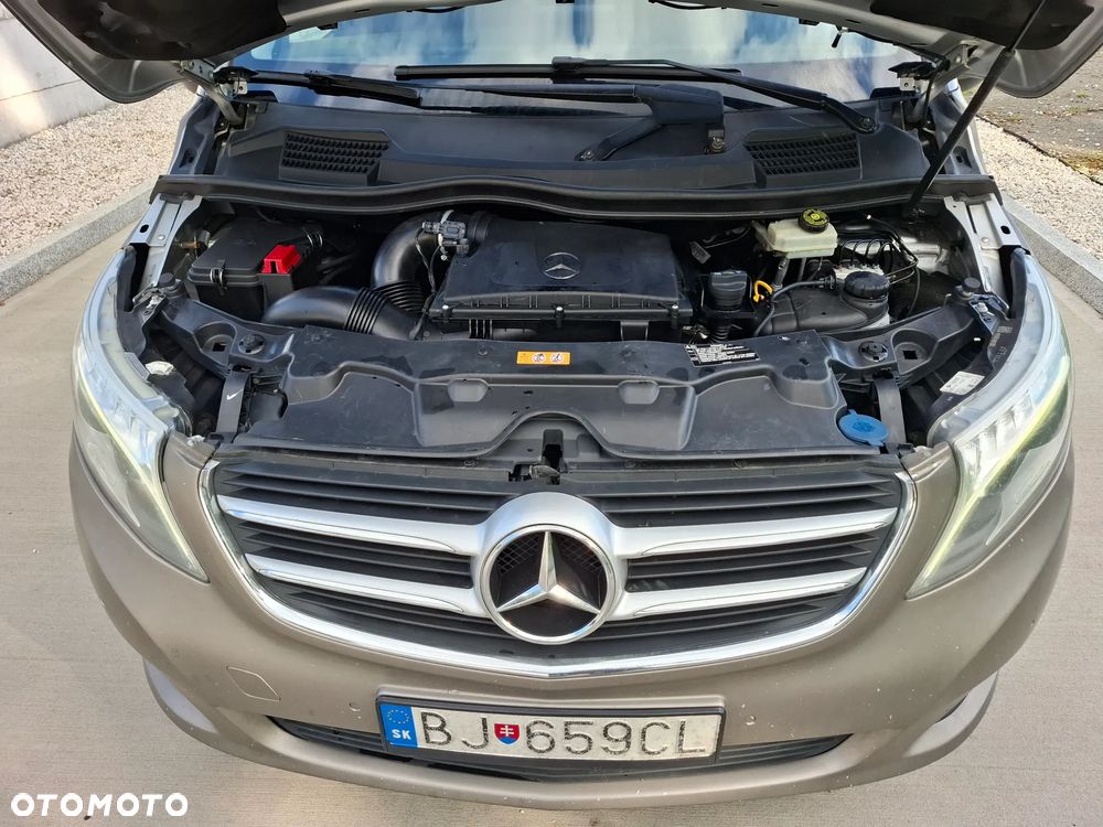 Mercedes-Benz Klasa V - 13