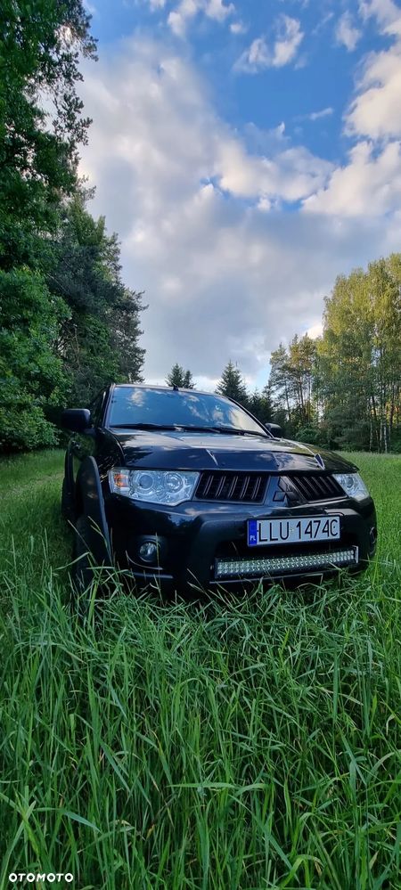 Mitsubishi L200 2.5 DID DC Intense HP - 18