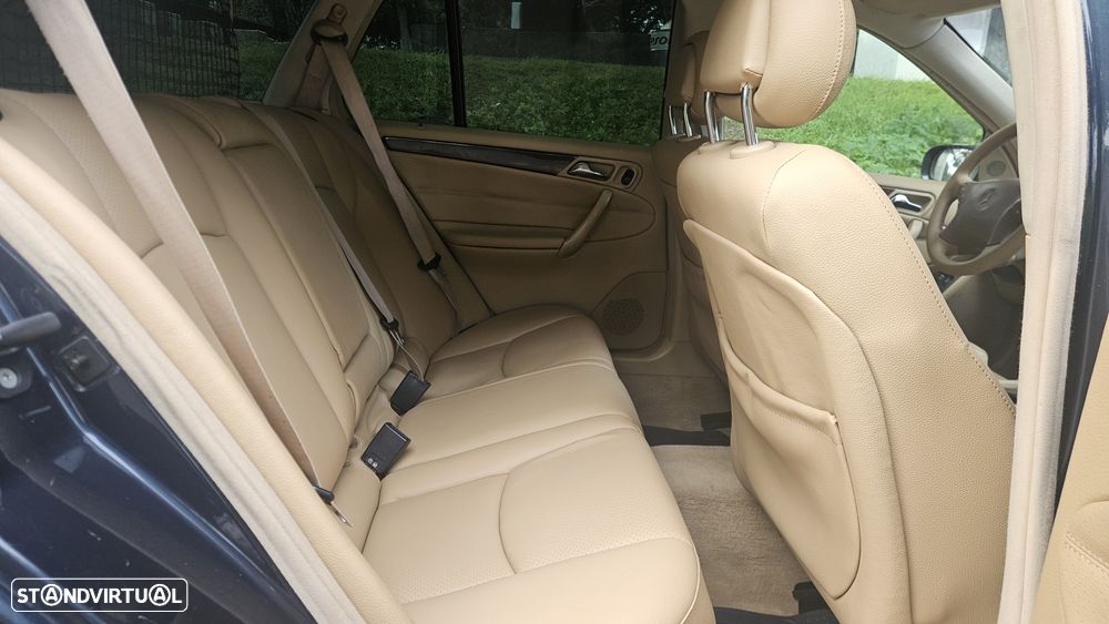 Mercedes-Benz C 220 - 7