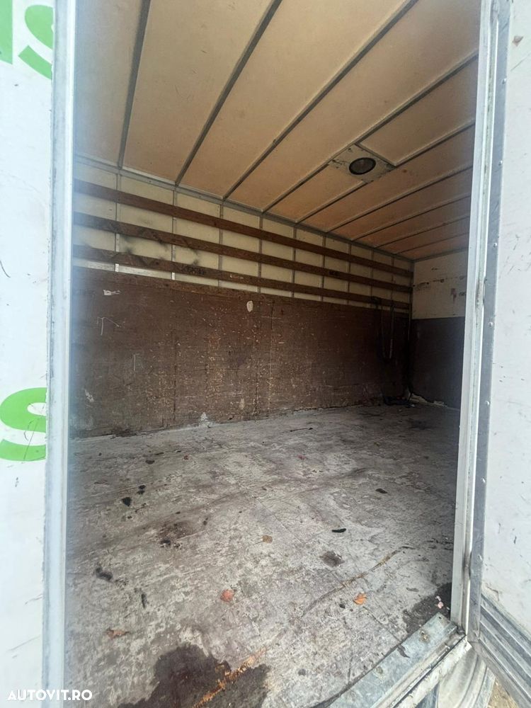 Mercedes-Benz SPRINTER cu lift - 11