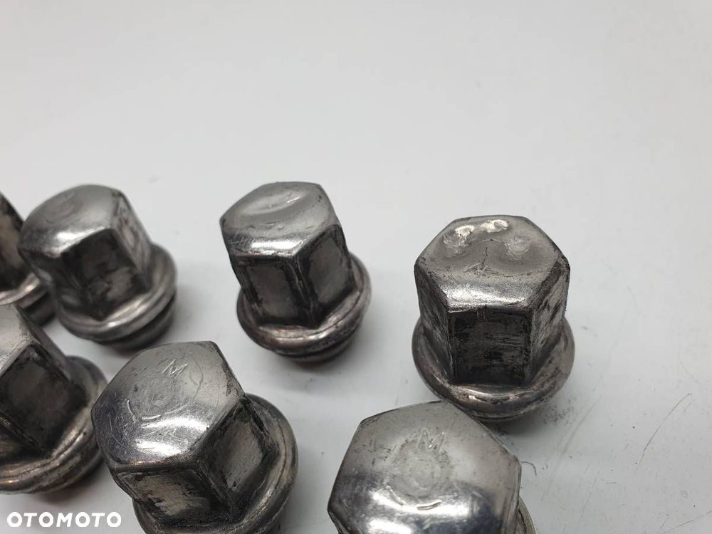 ŚRUBY NAKRĘTKI KÓŁ JEEP GRAND CHEROKEE IV WK2 - 2