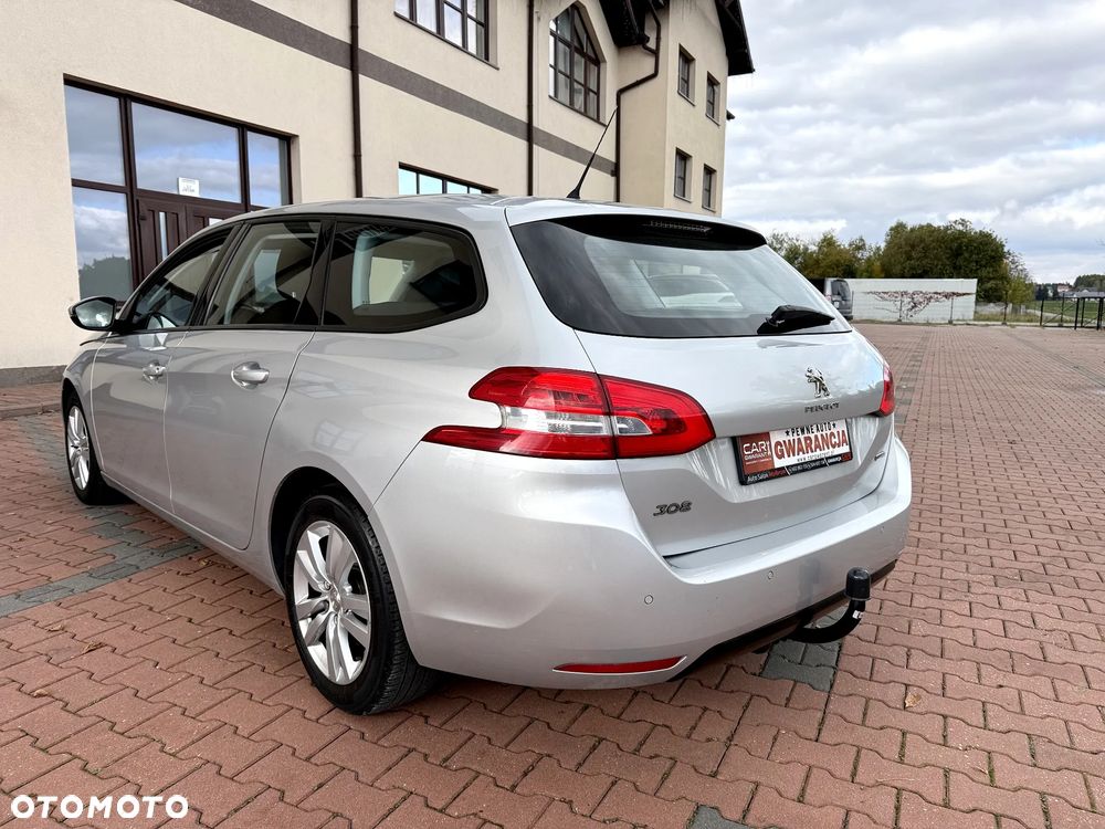 Peugeot 308 - 4
