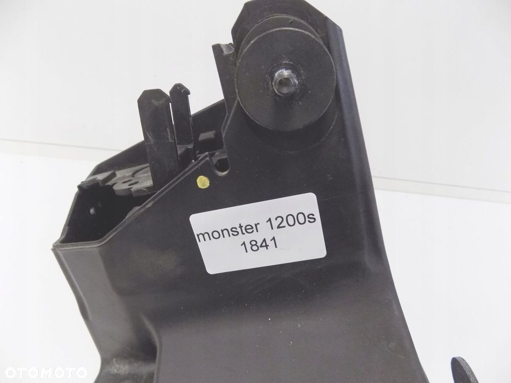 DUCATI MONSTER 1200 S 18-21 SKRZYNKA ELEKTRYKI - 2
