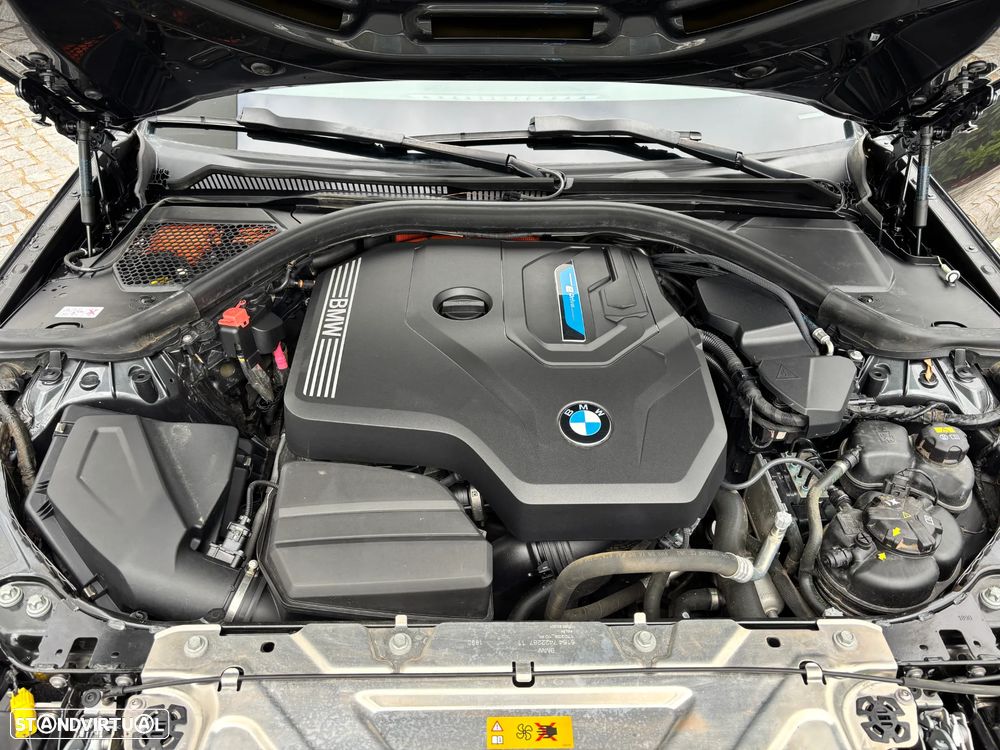 BMW 330 - 32