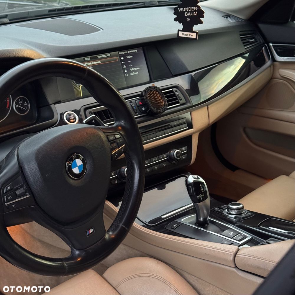 BMW Seria 5 520d - 8