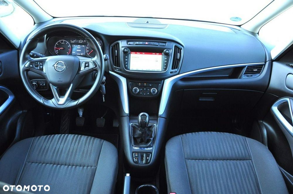 Opel Zafira - 31