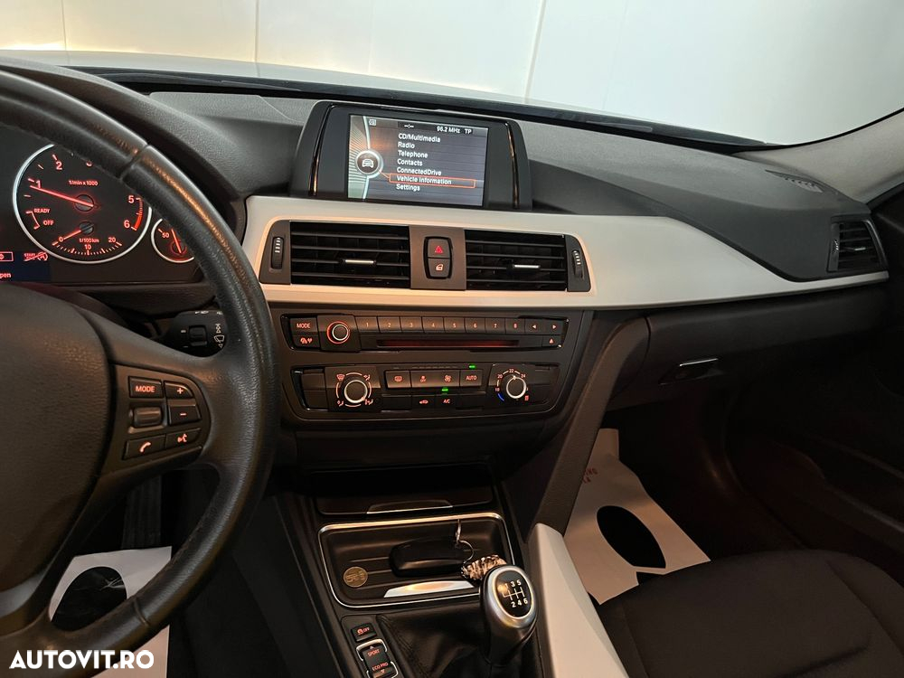 BMW Seria 3 316d Touring Edition Luxury Line Purity - 20