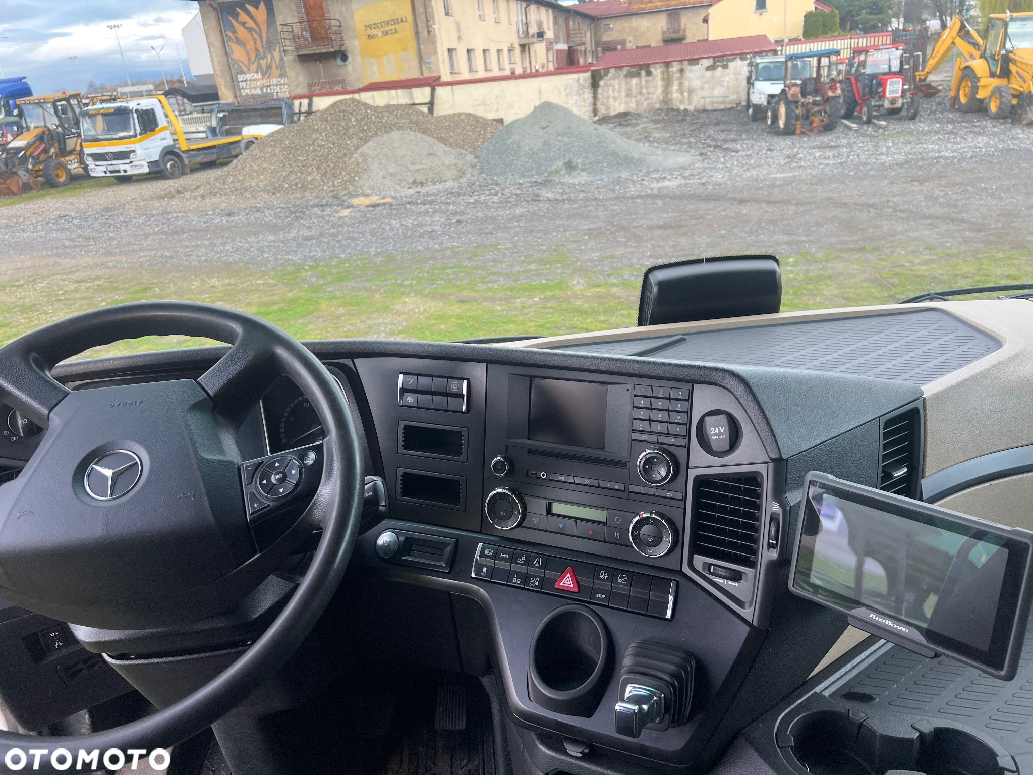 Mercedes-Benz Actros - 9