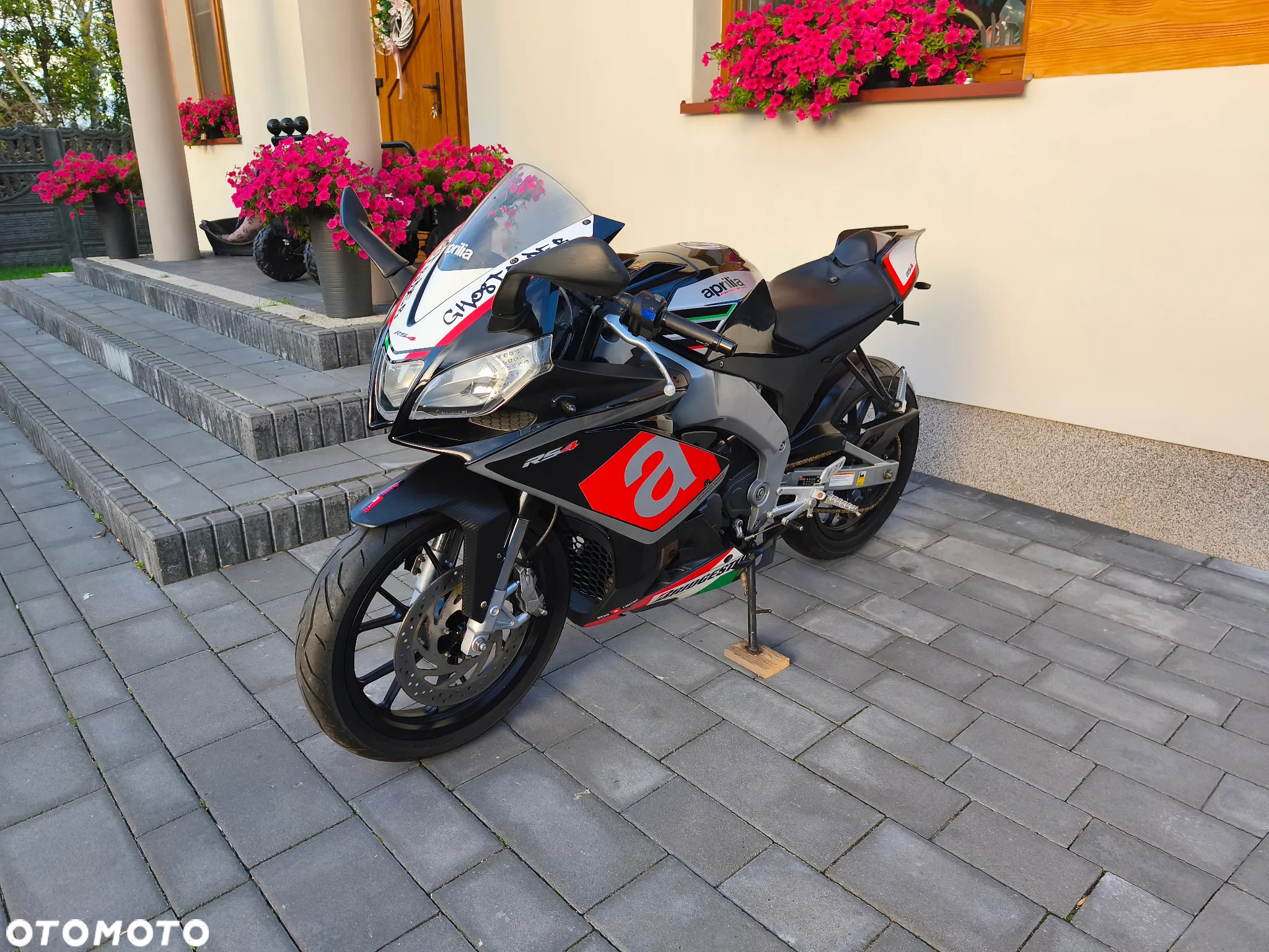 Aprilia RS - 8