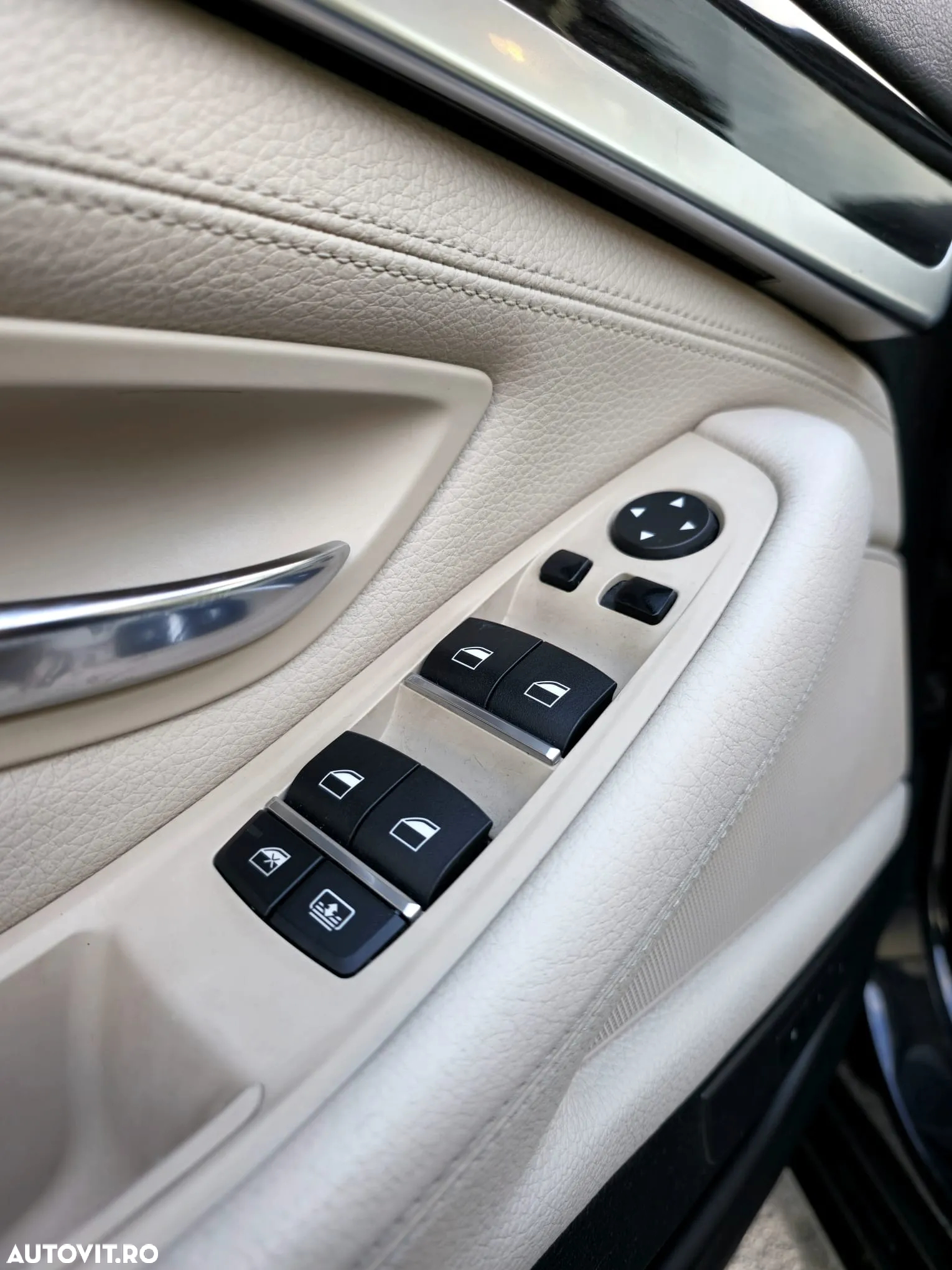BMW Seria 5 530d - 38