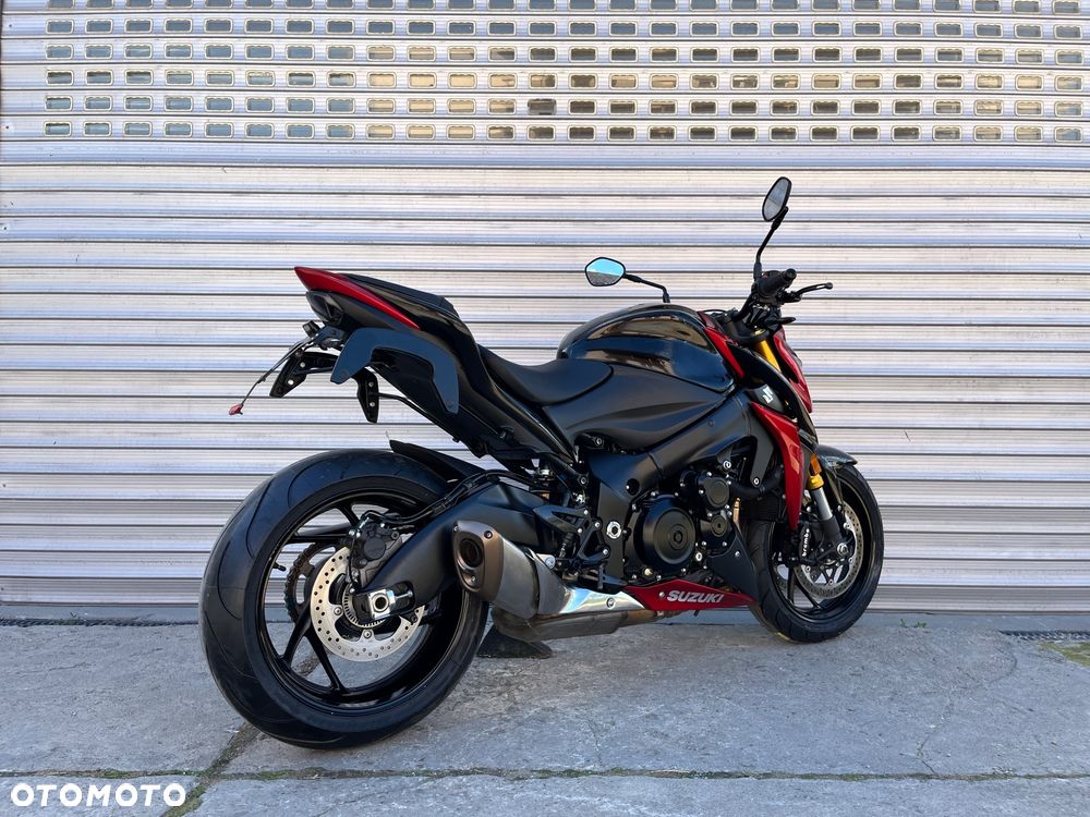 Suzuki GSX 1000 - 5