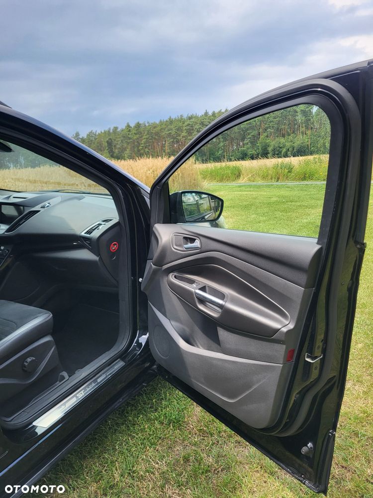 Ford Kuga - 13