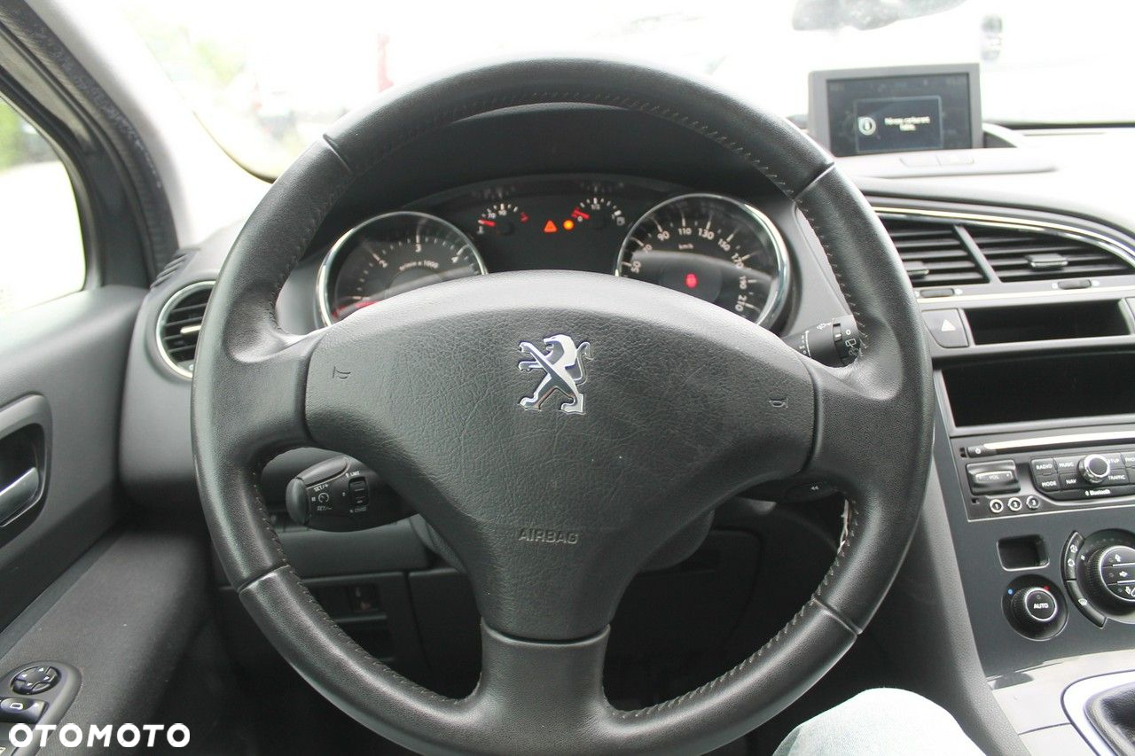 Peugeot 5008 - 13
