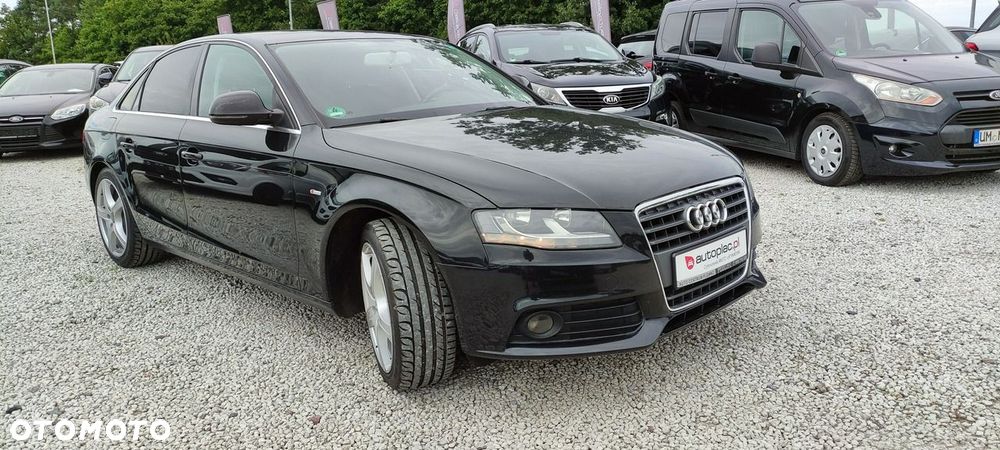 Audi A4 Limousine - 4
