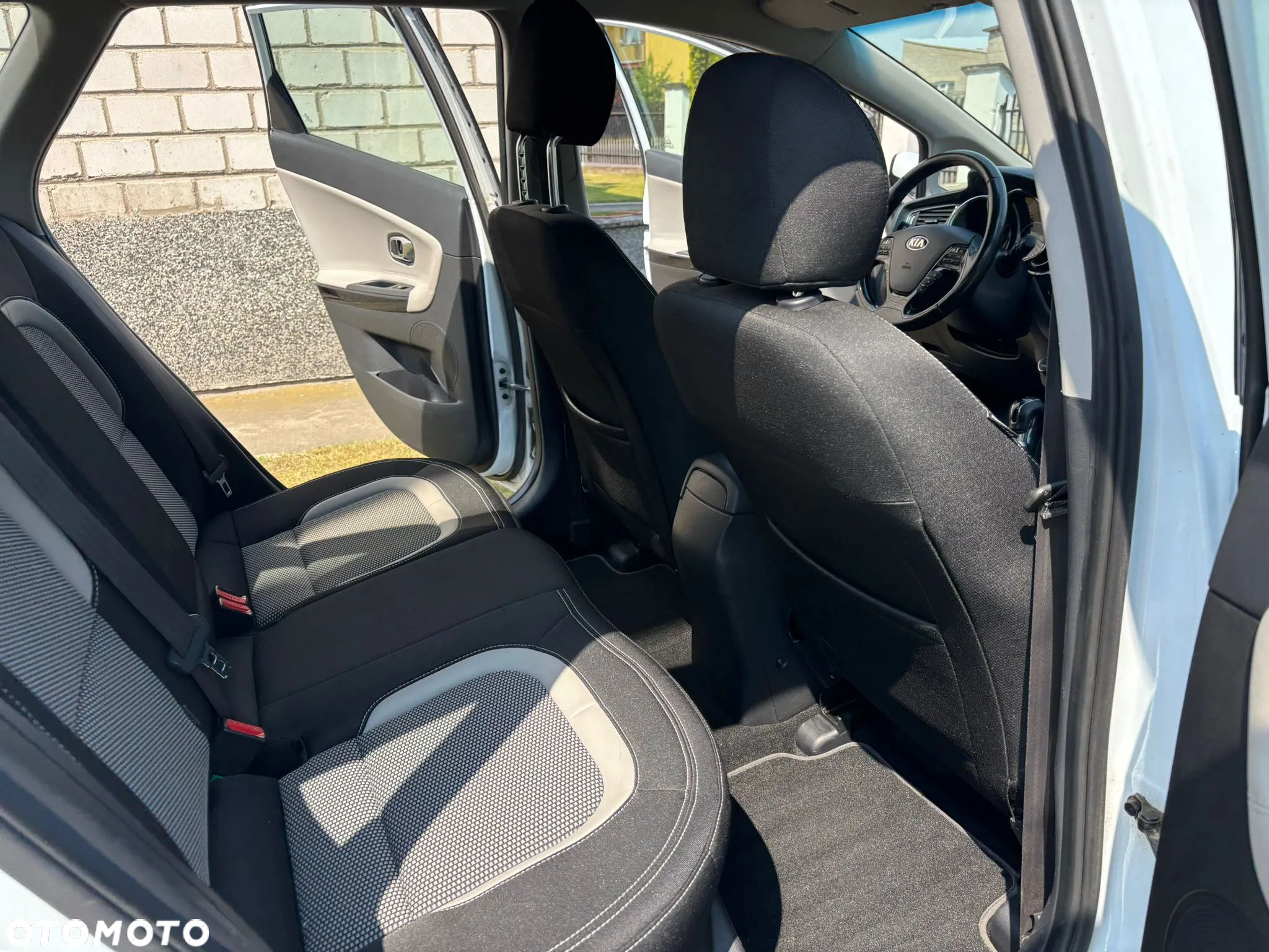 Kia Ceed 1.6 CRDi 128 Spirit - 15