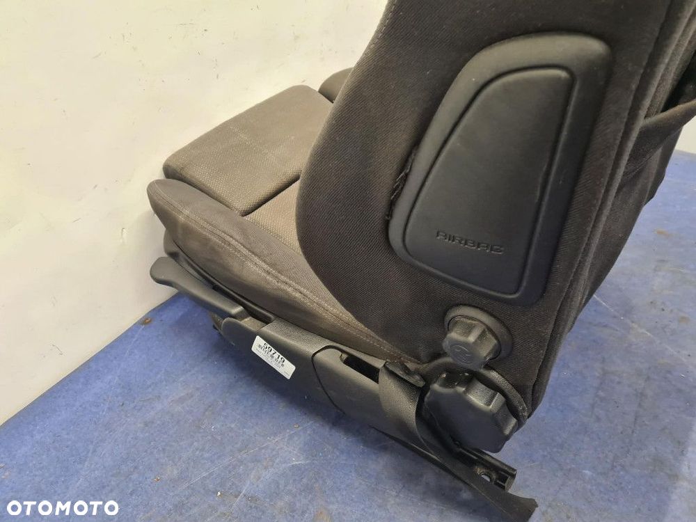 OPEL ZAFIRA A FOTEL KIEROWCY RECARO OPC - 8
