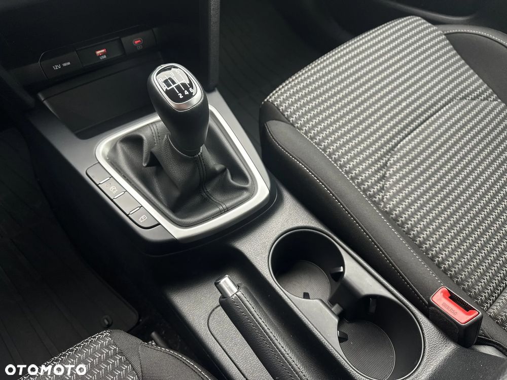 Kia Ceed 1.5 T-GDI M - 15