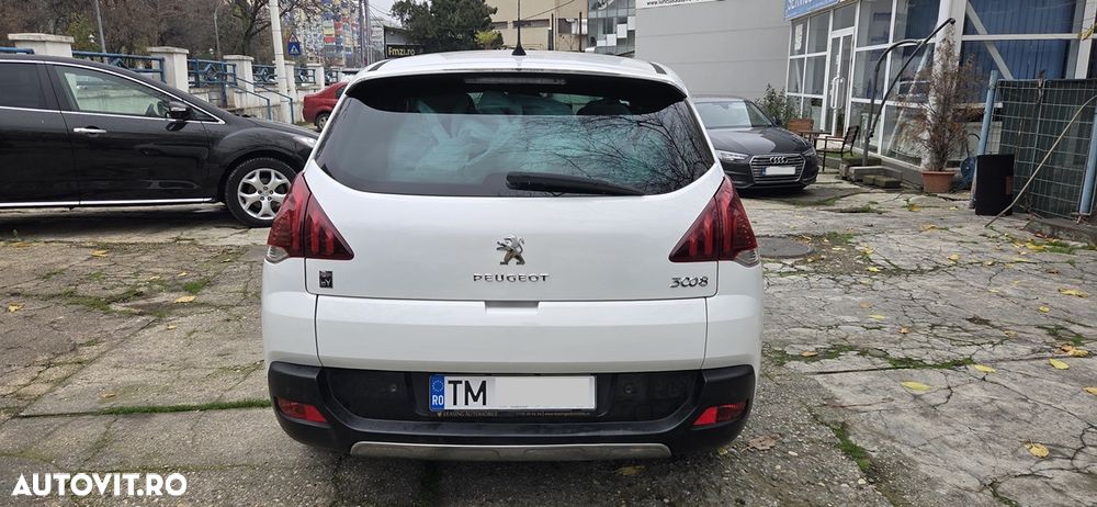 Peugeot 3008 Hybrid4 - 6